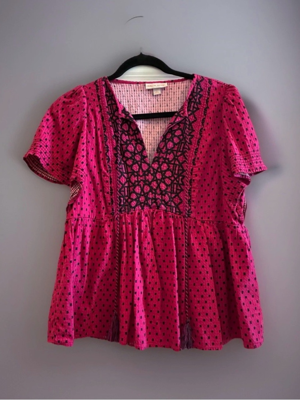 Knox Rose Hot Pink Short-Sleeve Embroidered Peasant Blouse